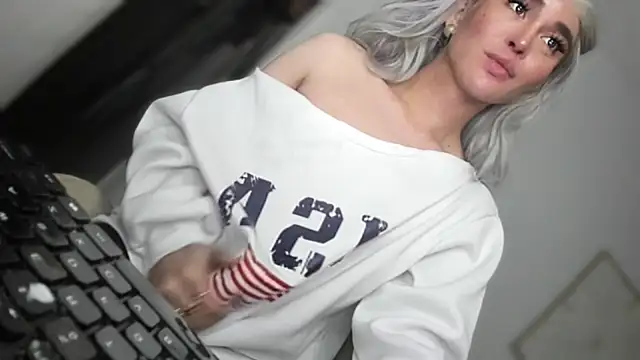 mxshemale ladyboy online show from 03-31-26, 03:36