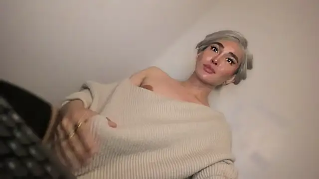 mxshemale ladyboy online show from 04-08-26, 03:13