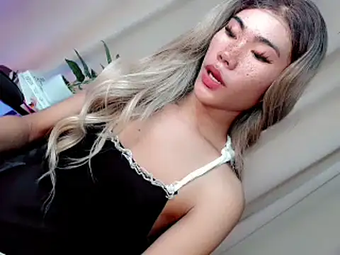 MIASEX980271 online show from 05-14-26, 05:37