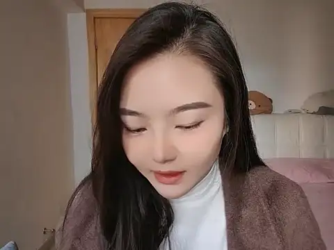 ViVian-Li online show from 01-07-26, 02:16