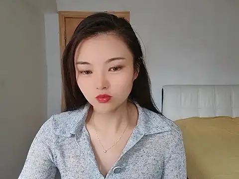 ViVian-Li online show from 12-19-25, 05:54