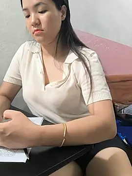 Sisilaydy 01 online show from 07-05-26, 04:19