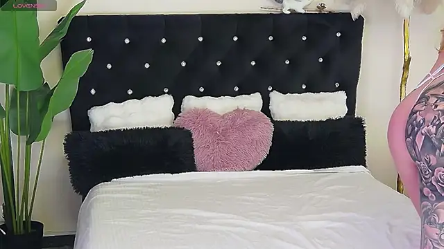 MistyAddams online show from 01-12-26, 01:40