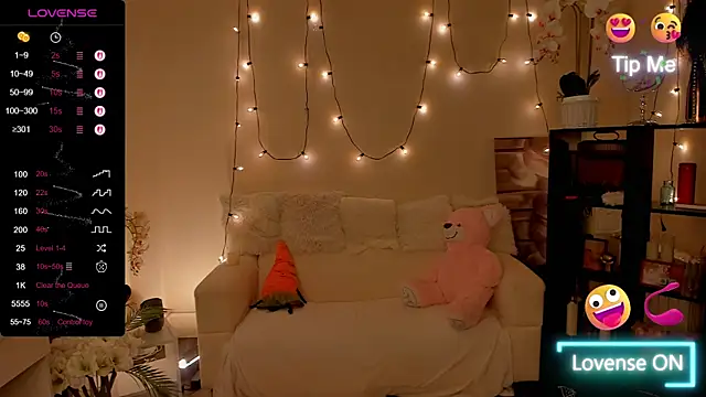 AliceWorall online show from 01-08-26, 07:58