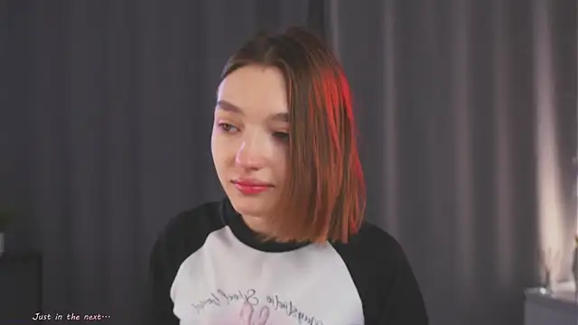 Leyla crsh online show from 03-22-26, 05:00