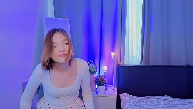 Leyla crsh online show from 02-12-26, 06:24