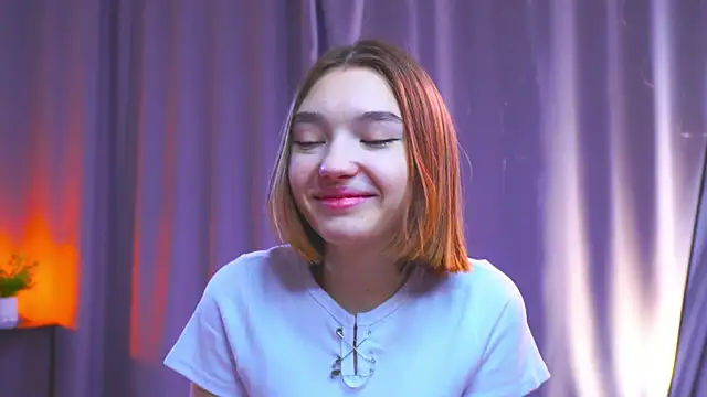 Leyla crsh online show from 03-15-26, 05:03