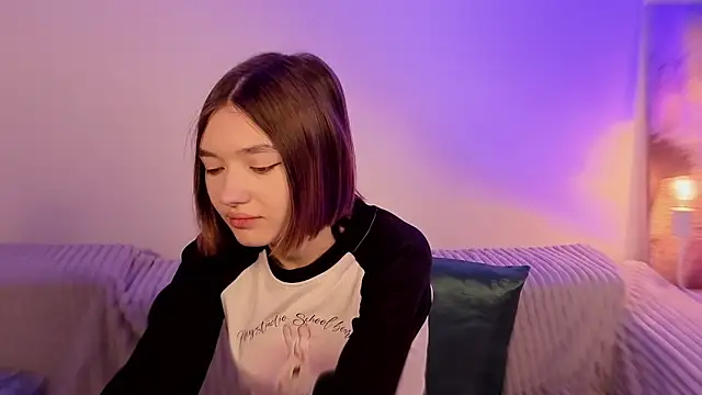 Leyla crsh online show from 02-10-26, 05:06