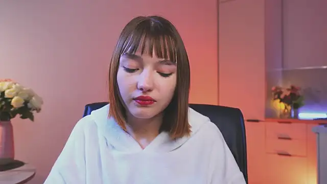 Leyla crsh online show from 04-23-26, 12:29