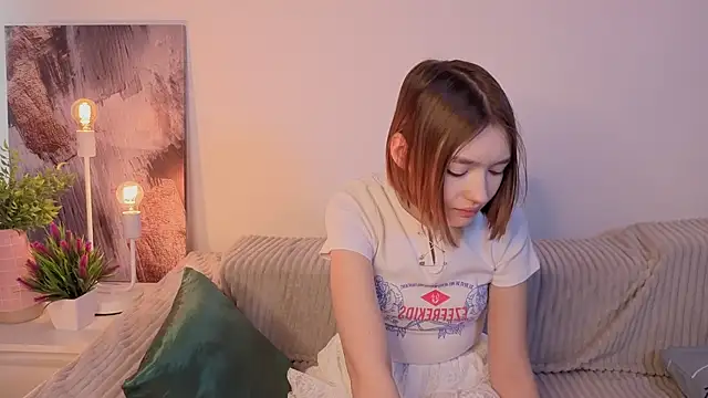 Leyla crsh online show from 02-06-26, 05:14