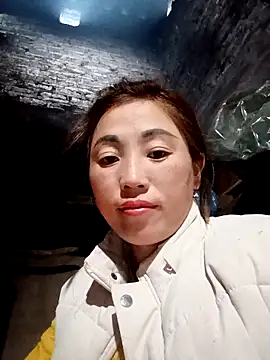 Snapshot of seacyre chatting on 02-09-26, 05:27 seacyre online show from 02-09-26, 05:27