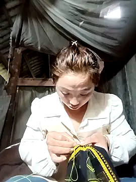 Snapshot of seacyre chatting on 02-23-26, 12:34 seacyre online show from 02-23-26, 12:34