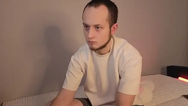 Pearl couple online show from 03-05-26, 09:06