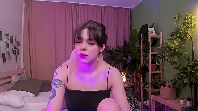 Pamela Tiffin online show from 01-11-26, 01:12