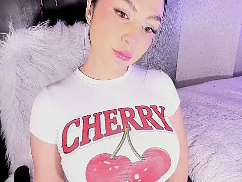 AntonellaFerrerr 1 online show from 03-21-26, 11:47