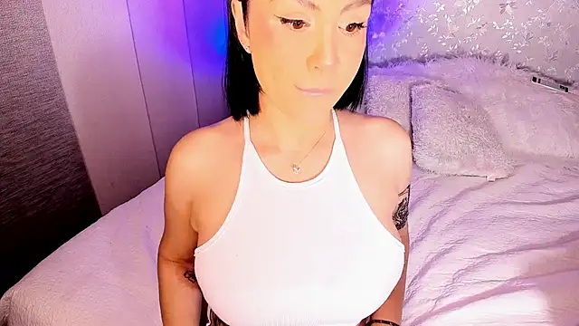 AntonellaFerrerr 1 online show from 05-06-26, 04:16