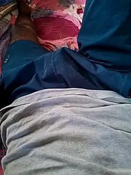 rejxcg- online show from 04-22-26, 04:08