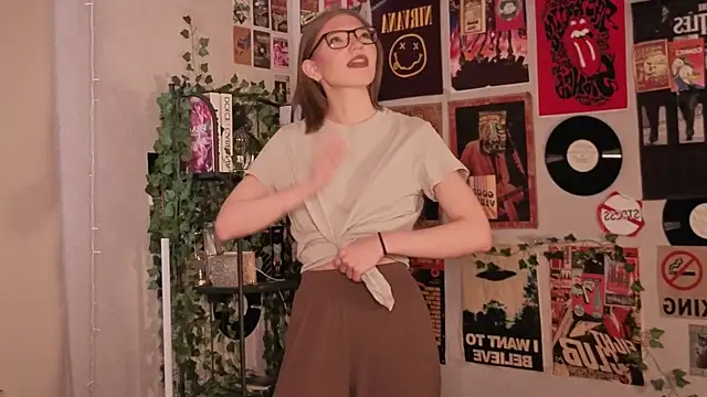 JeaneneWoltz online show from 01-10-26, 09:37