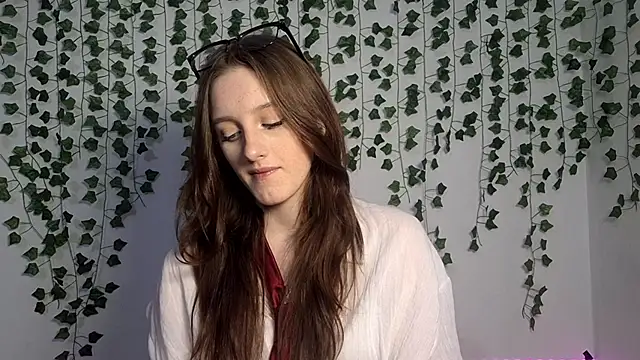 LisaBoddy online show from 02-05-26, 01:07