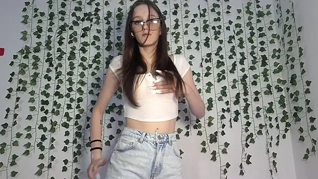 LisaBoddy online show from 02-08-26, 02:04