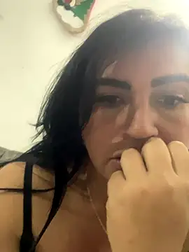 sophie-honey online show from 12-19-25, 02:26