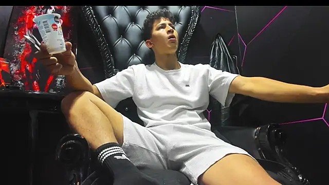 Ethan Waalker online show from 02-08-26, 05:05