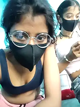 Snapshot of Aaradhya-Rani chatting on 02-22-26, 07:00 Aaradhya-Rani online show from 02-22-26, 07:00