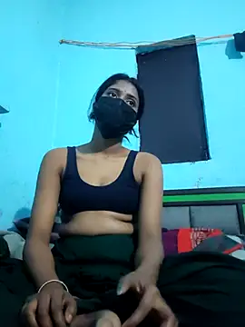 Snapshot of Aaradhya-Rani chatting on 02-15-26, 06:07 Aaradhya-Rani online show from 02-15-26, 06:07