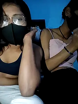 Aaradhya-Rani online show from 03-18-26, 07:26