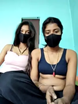 Snapshot of Aaradhya-Rani chatting on 01-17-26, 06:28 Aaradhya-Rani online show from 01-17-26, 06:28