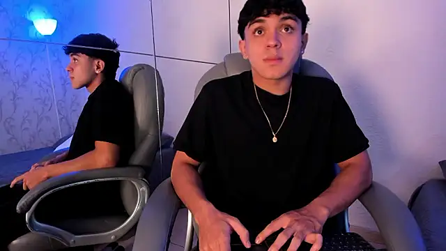 Snapshot of _TaylorBlack chatting on 02-16-26, 11:42 TaylorBlack online show from 02-16-26, 11:42