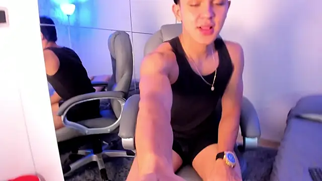 Snapshot of _TaylorBlack chatting on 01-16-26, 11:36 TaylorBlack online show from 01-16-26, 11:36