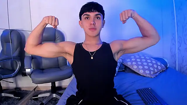 Snapshot of _TaylorBlack chatting on 01-10-26, 11:38 TaylorBlack online show from 01-10-26, 11:38