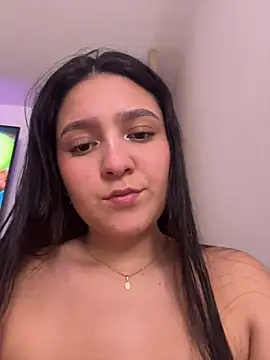 Camila sanchez25 online show from 04-17-26, 08:55