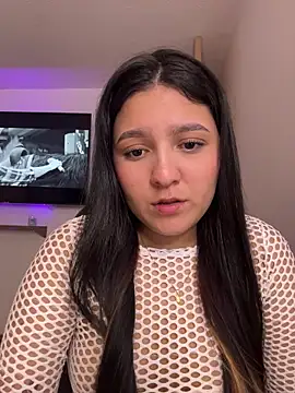 Camila sanchez25 online show from 04-09-26, 07:42