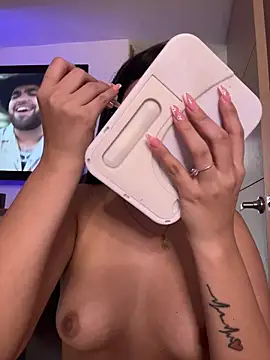 Camila sanchez25 online show from 06-02-26, 07:14