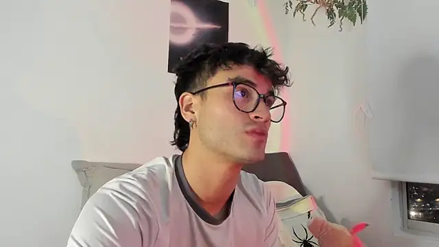 charlie dicker online show from 12-17-25, 11:54