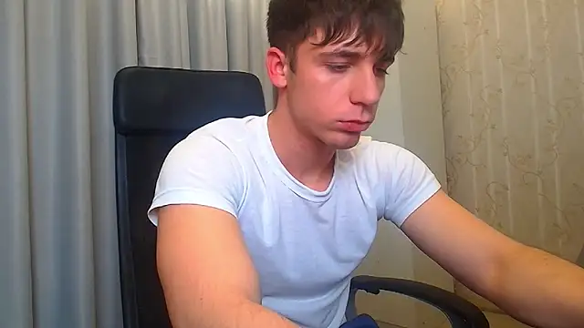 KellenWest online show from 12-20-25, 05:21