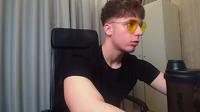 KellenWest online show from 02-20-26, 05:26