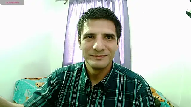 Adam Arango online show from 12-18-25, 07:29