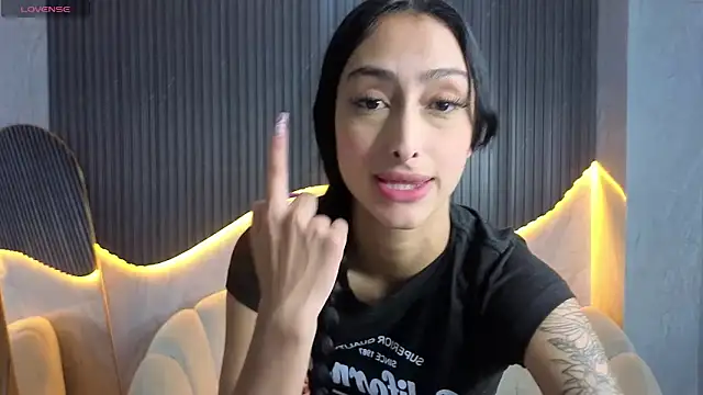 Snapshot of Tifany_Tx chatting on 06-11-26, 06:49 Tifany Tx online show from 06-11-26, 06:49