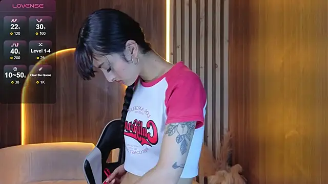 Snapshot of Tifany_Tx chatting on 02-25-26, 07:47 Tifany Tx online show from 02-25-26, 07:47