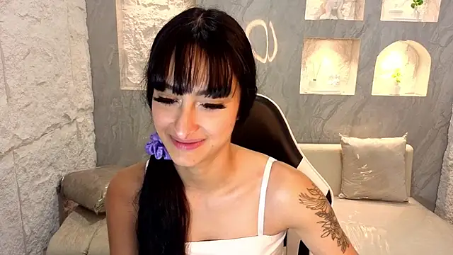 Snapshot of Tifany_Tx chatting on 12-22-25, 12:38 Tifany Tx online show from 12-22-25, 12:38