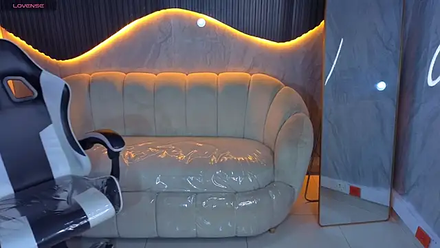 Snapshot of Tifany_Tx chatting on 02-21-26, 01:02 Tifany Tx online show from 02-21-26, 01:02