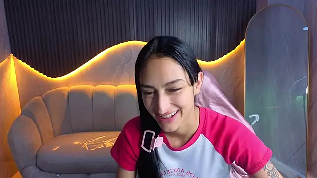 Tifany Tx online show from 03-15-26, 12:34