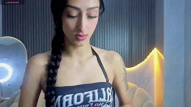 Snapshot of Tifany_Tx chatting on 06-18-26, 07:19 Tifany Tx online show from 06-18-26, 07:19