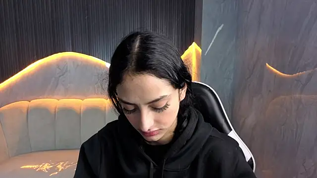 Tifany Tx online show from 04-02-26, 12:34