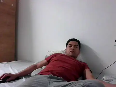 Snapshot of sweetpinoy2027 chatting on 02-16-26, 03:10 sweetpinoy2027 online show from 02-16-26, 03:10