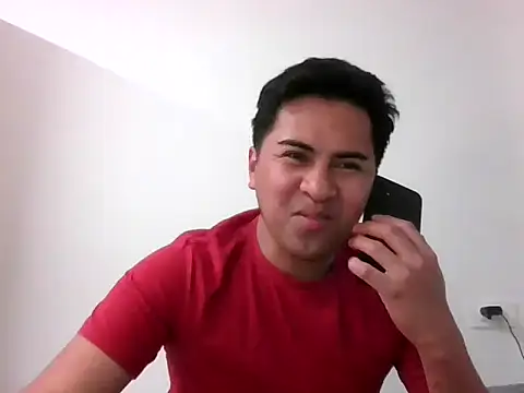 sweetpinoy2027 online show from 12-18-25, 04:55