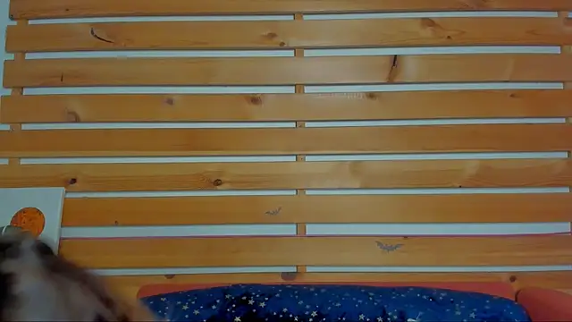 Mary Bryantt online show from 02-15-26, 01:17